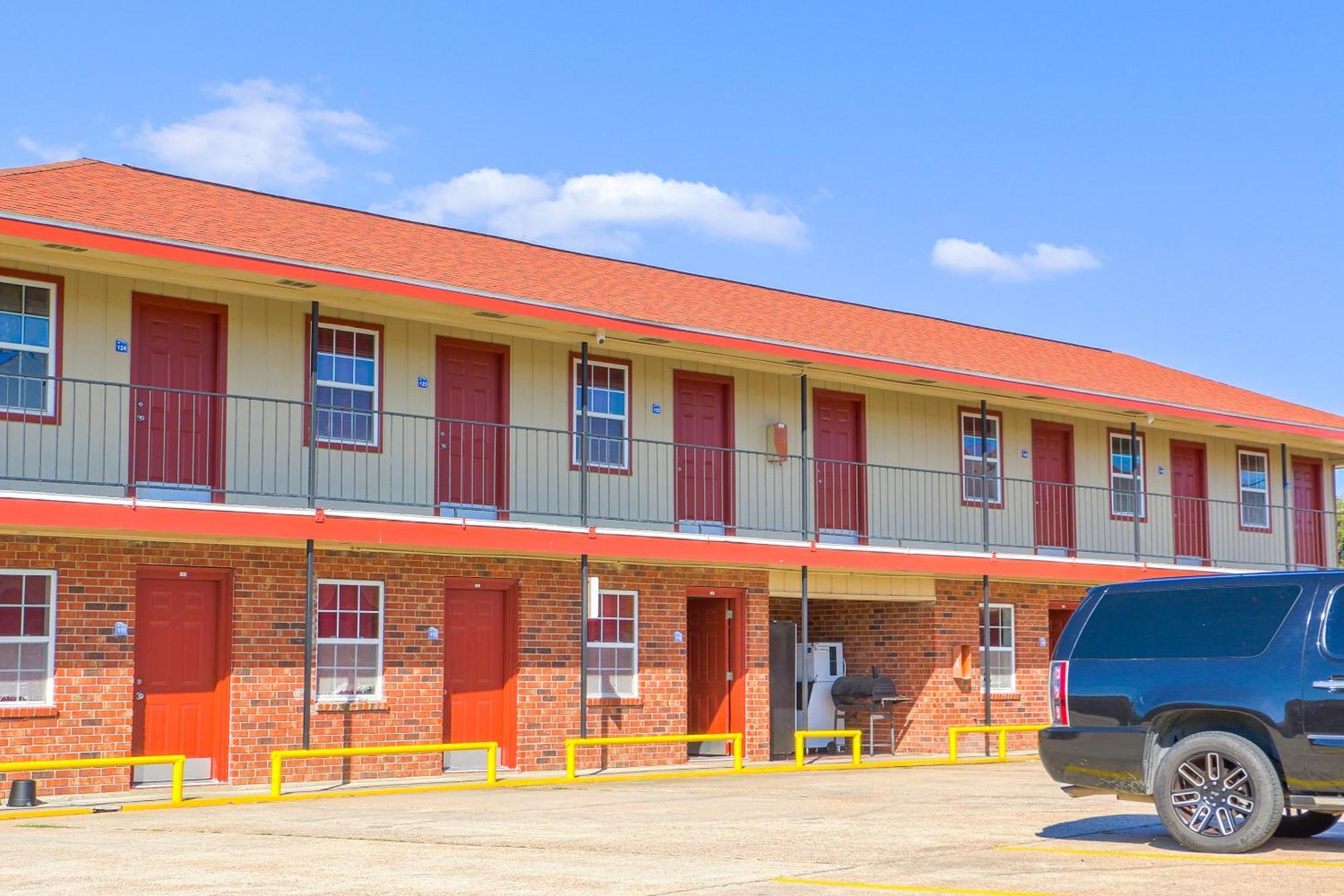 Economy Inn By Oyo Lockport Near Houma Dış mekan fotoğraf
